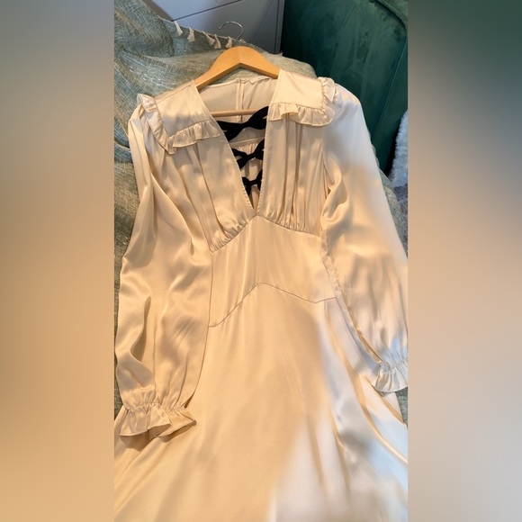 DOEN LORELEI SILK DRESS IN MOTHER OF PEARL, size XS, brand new, never worn. - Picture 9 of 16